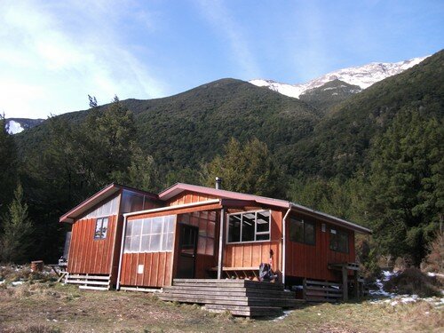 Lakehead Hut